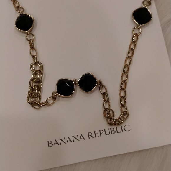 BANANA REPUBLIC BLACK STONE LAYER NECKLACE - Picture 3 of 10